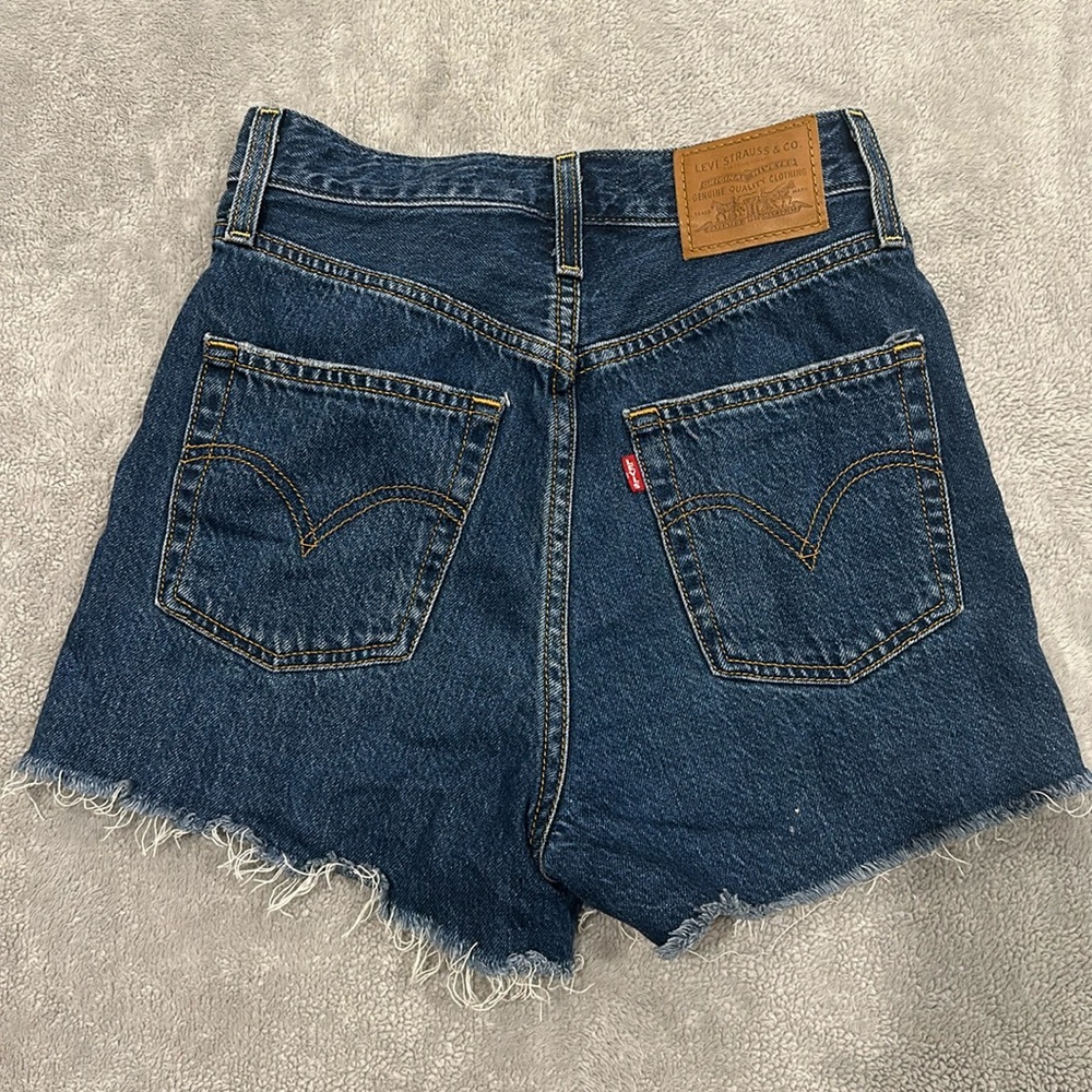 Levi’s Dark Wash Denium High Rise Shorts